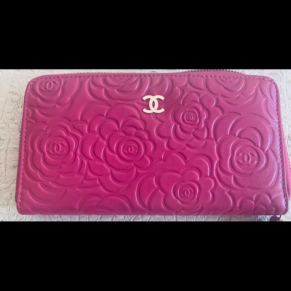 Chanel handbag floral design